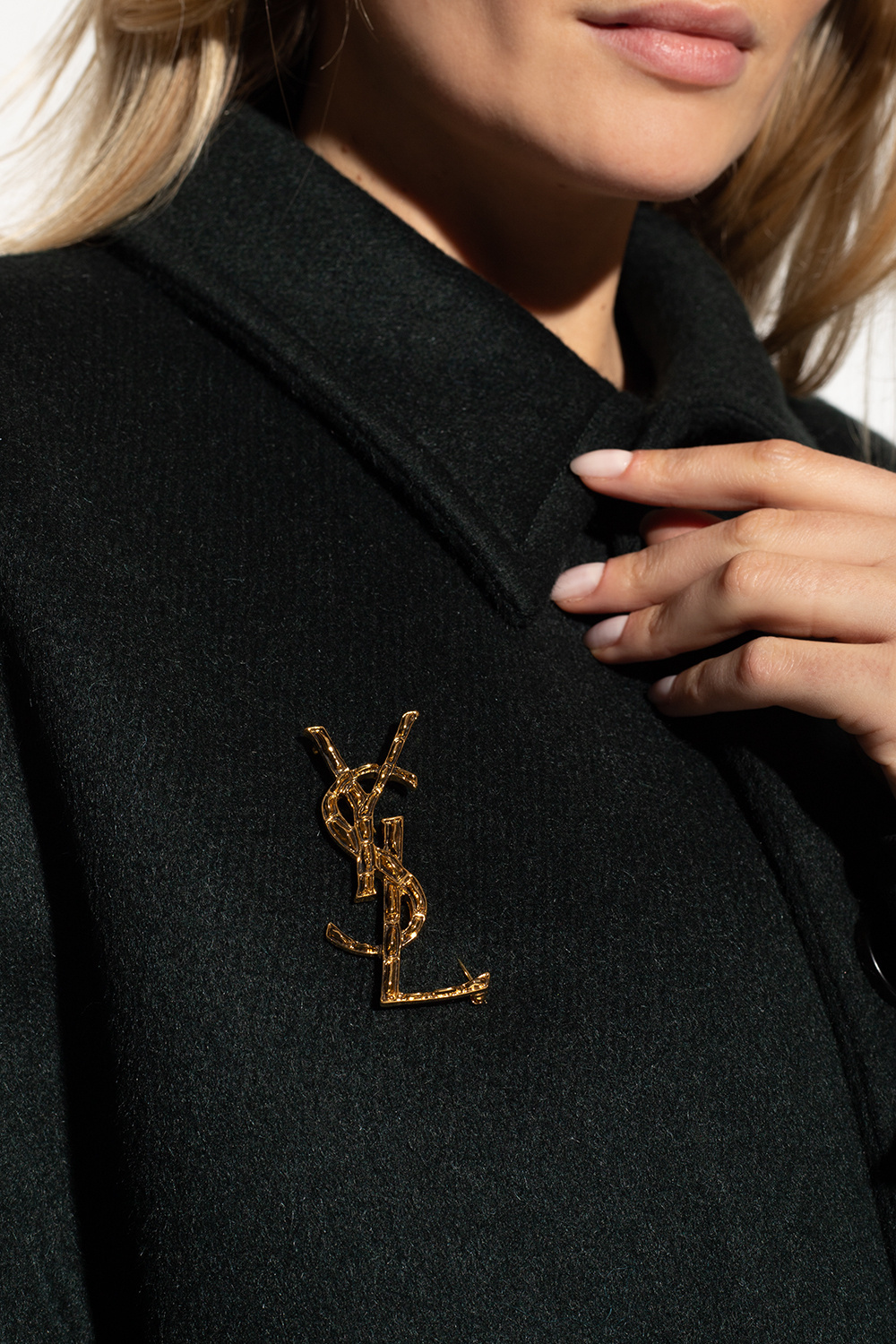 Gold Logo brooch Saint Laurent - Vitkac France